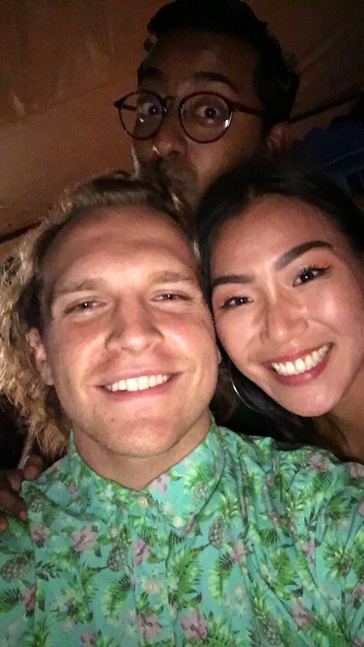 4F9CBDE8-279F-4A37-97AB-12A68B8B351C