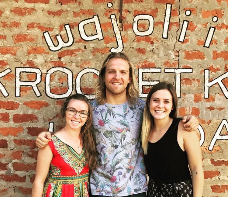 FA1AF05E-1DFA-411B-A06E-2B3F74851442